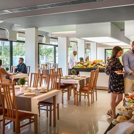 Veya Maradiso By Aminess Hotel 3*