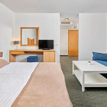 Veya Maradiso By Aminess Нивице